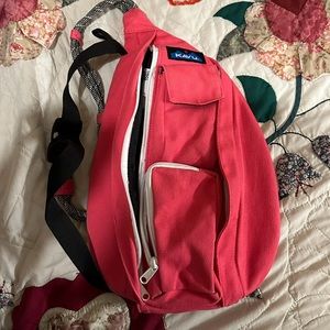 Kavu mini sling bag